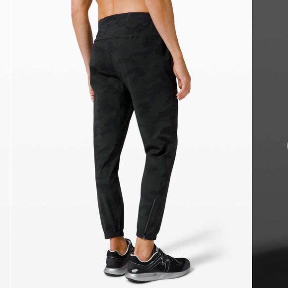 lululemon Camo surge joggers size medium style m5aa6s - Picture 11 of 12
